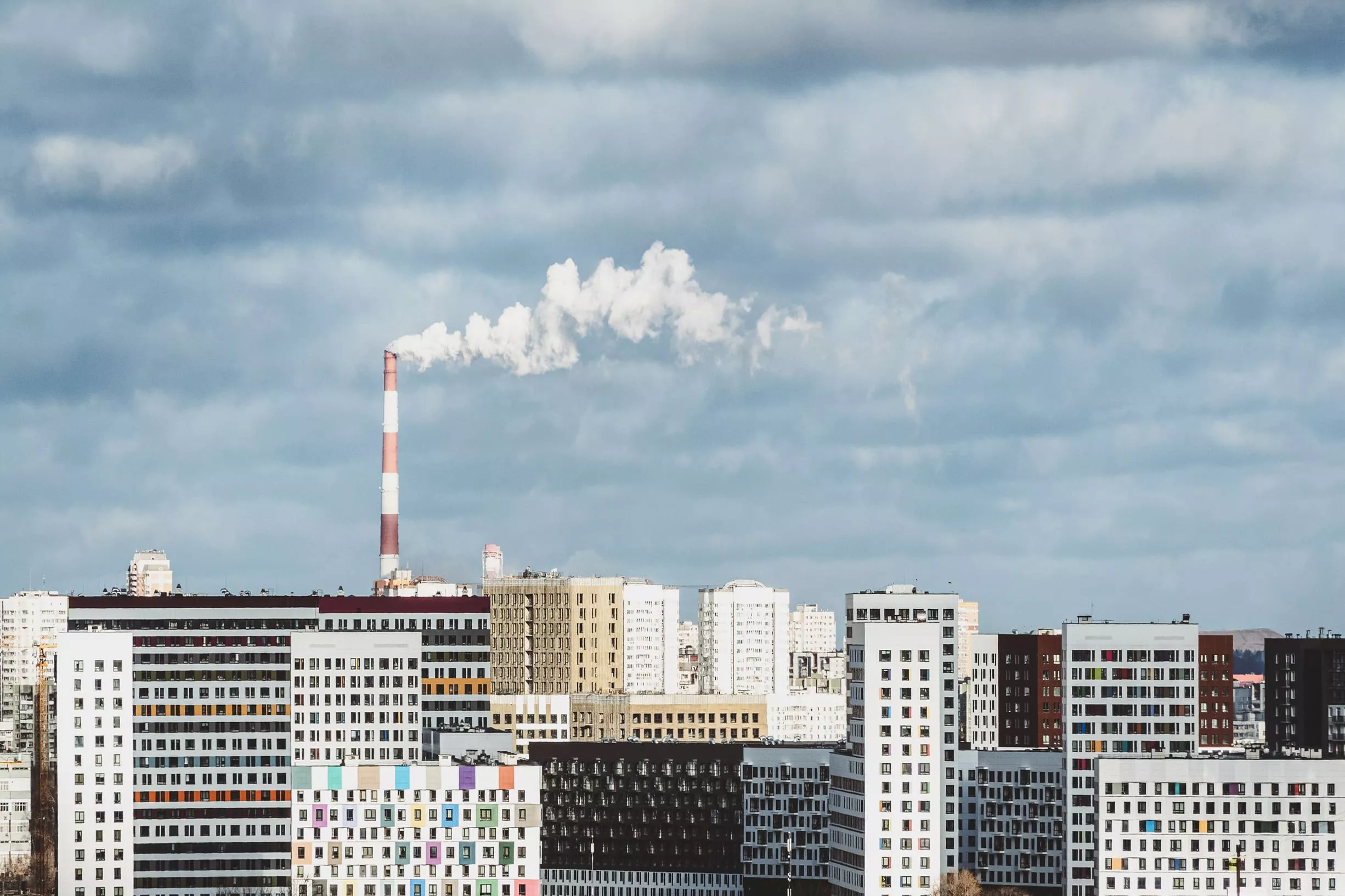 Cityscape chimney co2 gas emissions 