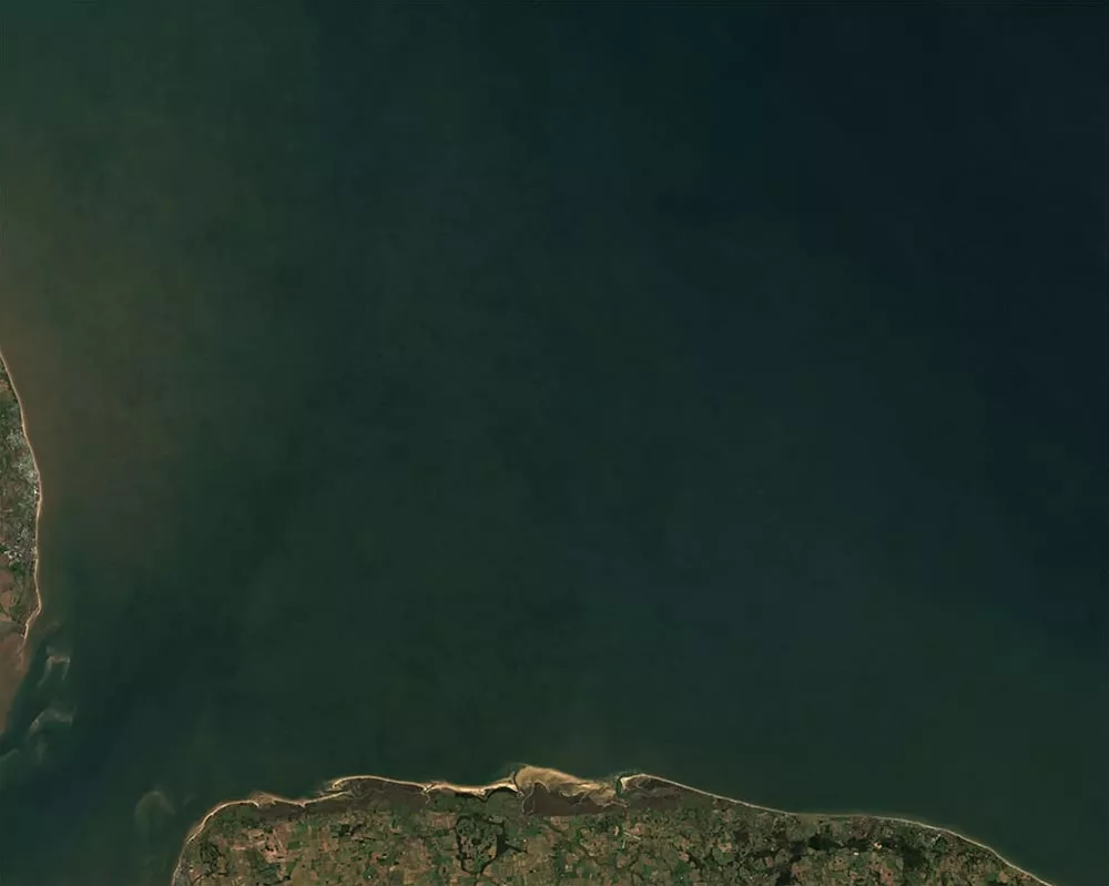 Offshore wind park North Sea true color